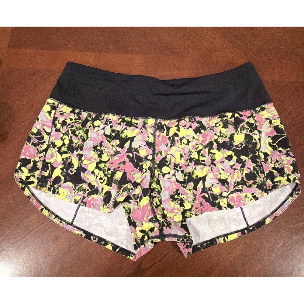 Lululemon Speed Up High-Rise Lined Short 2.5" Womens Size 12 Floral